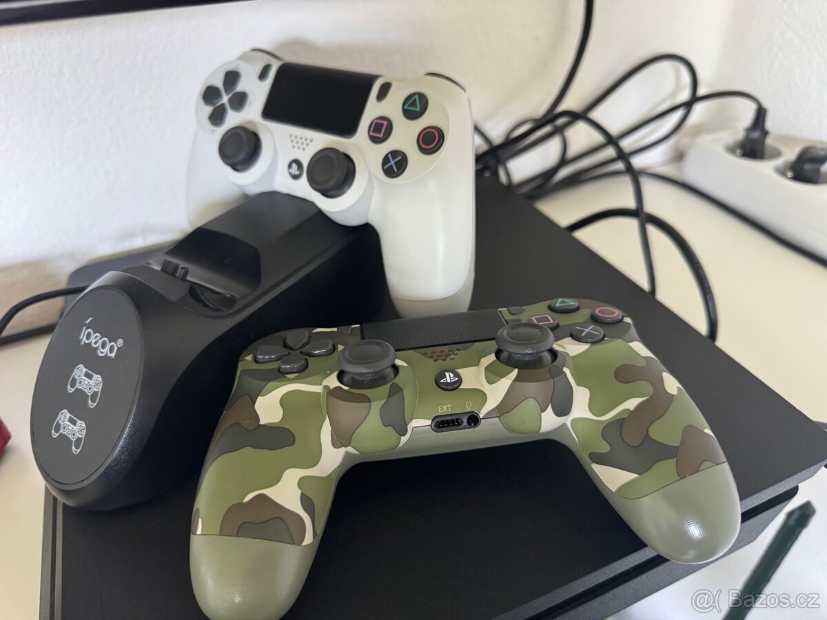 PS4 + ovladače + hry - 3