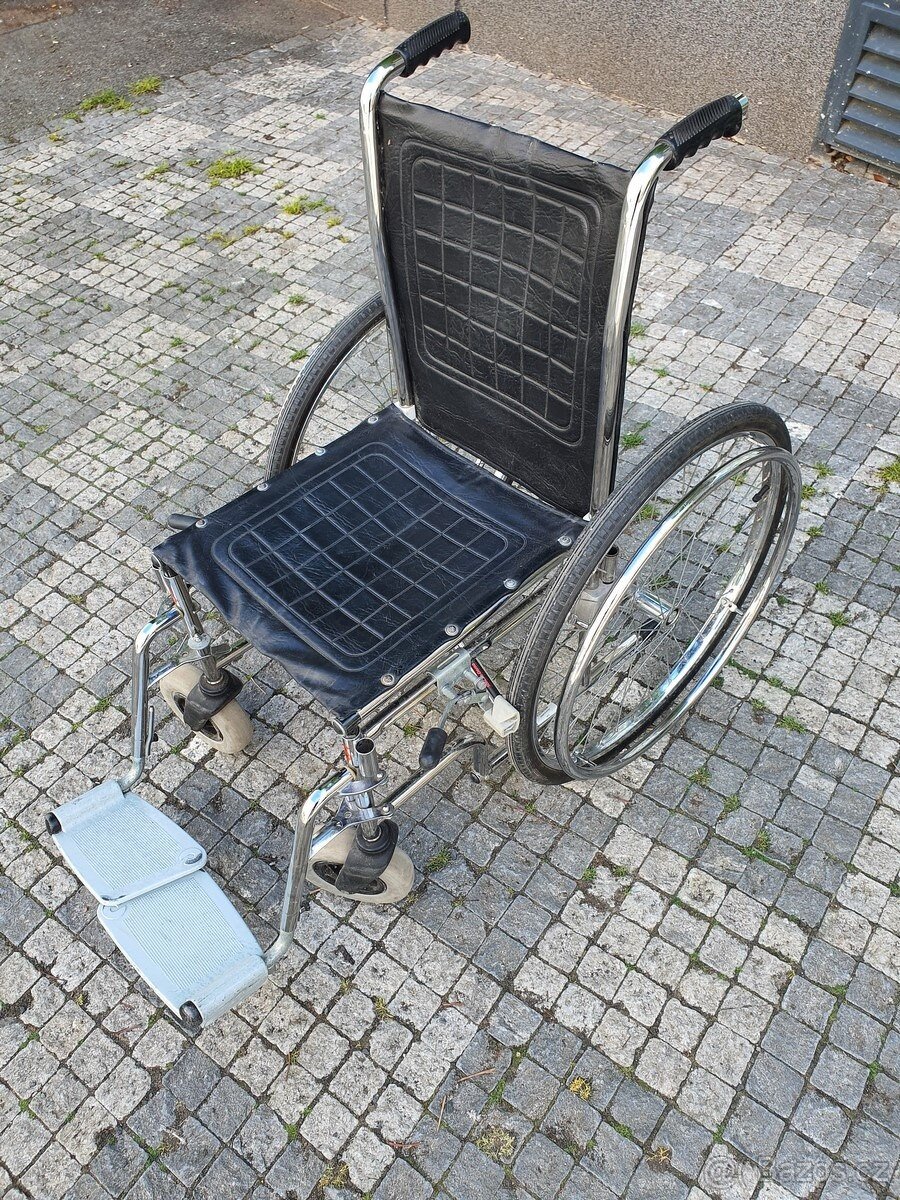 invalidní vozík, levný - 3