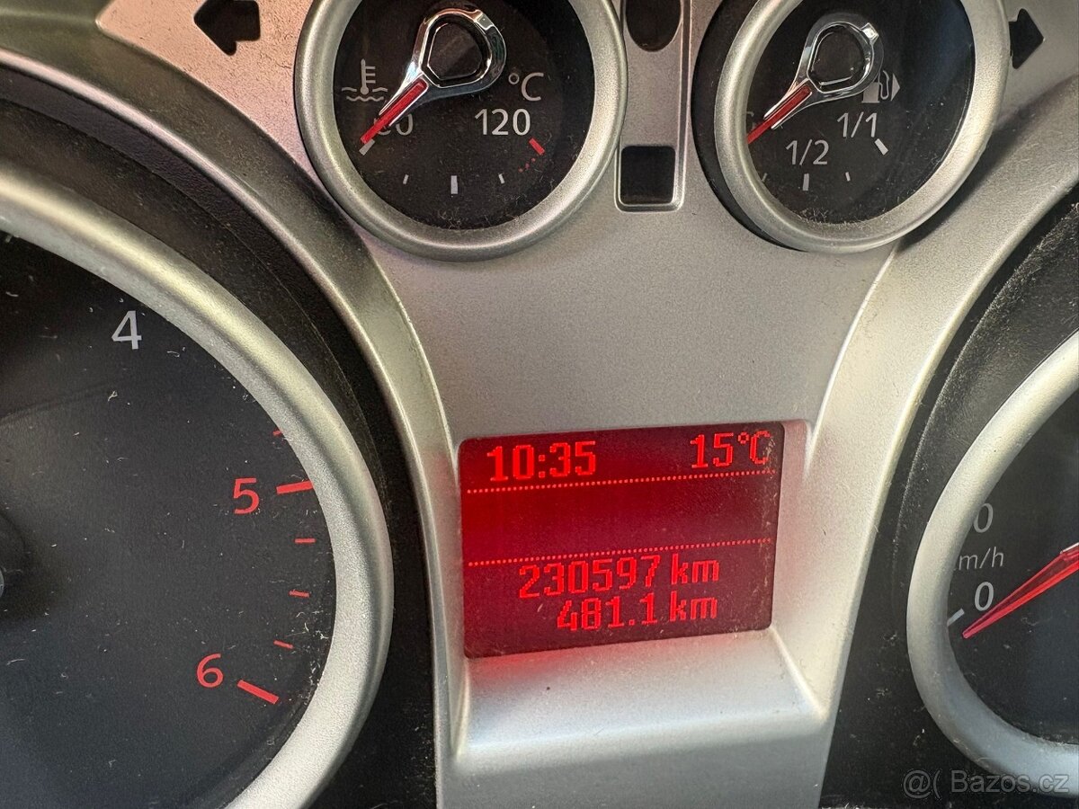 Ford kuga - 3