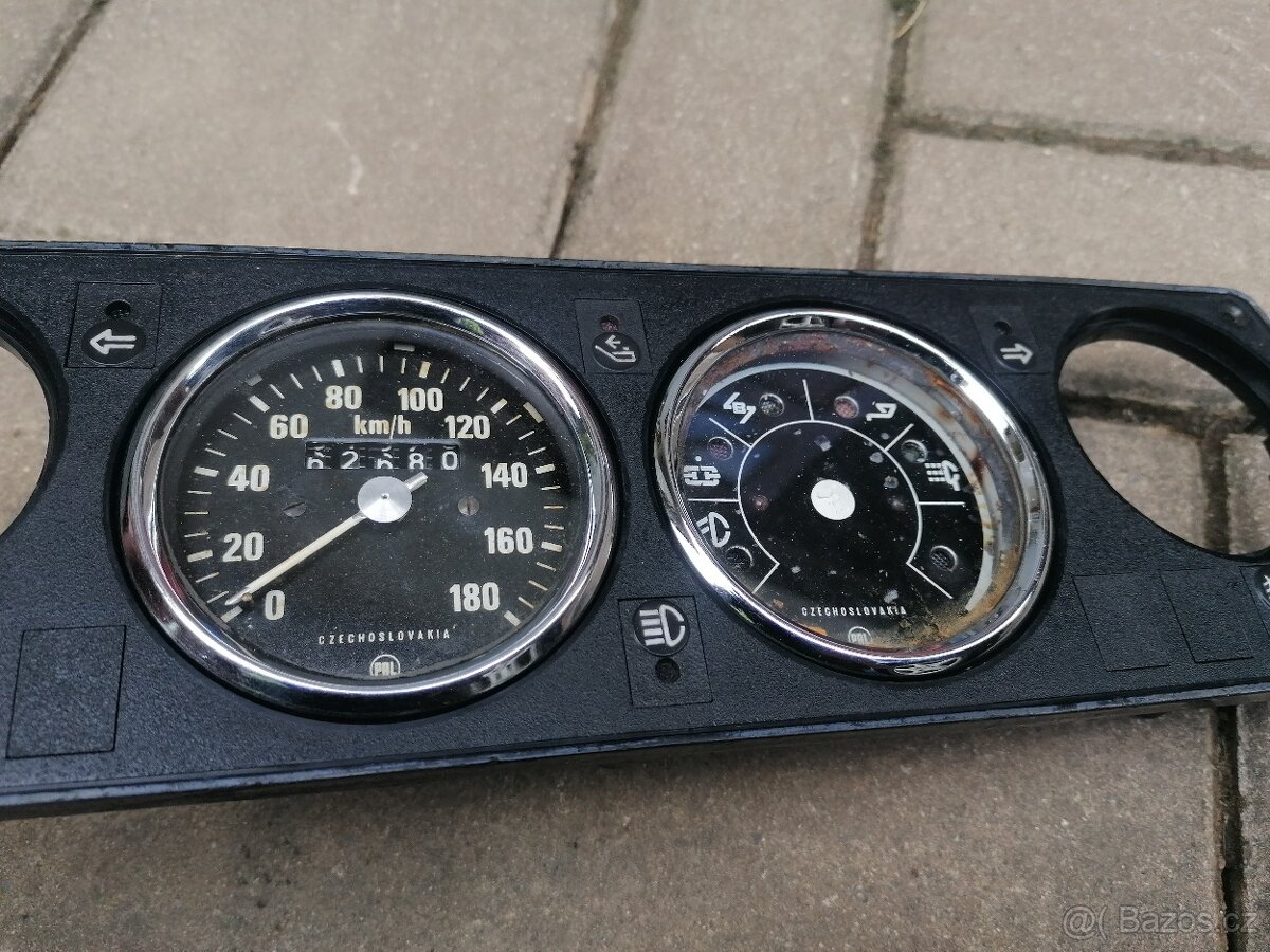 Predám chrómová prístrojová doska na Škoda 120 L, 105 L - 3