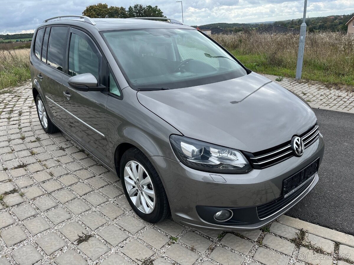 Volkswagen Touran 2.0 TDI 125kW Highline DSG tažné - 3