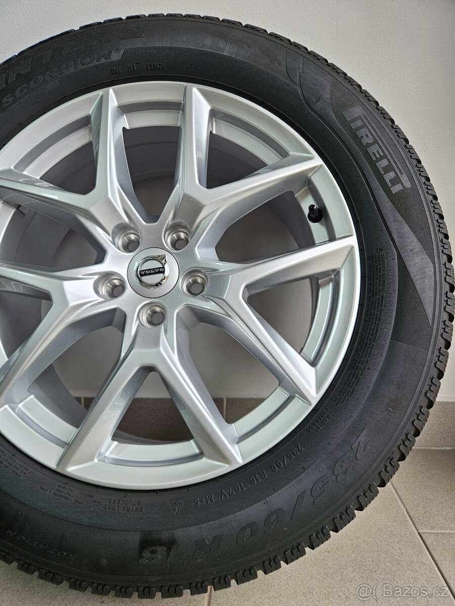 Orig.Volvo XC60 Zimní 235/60/18 - Zánovní - 3