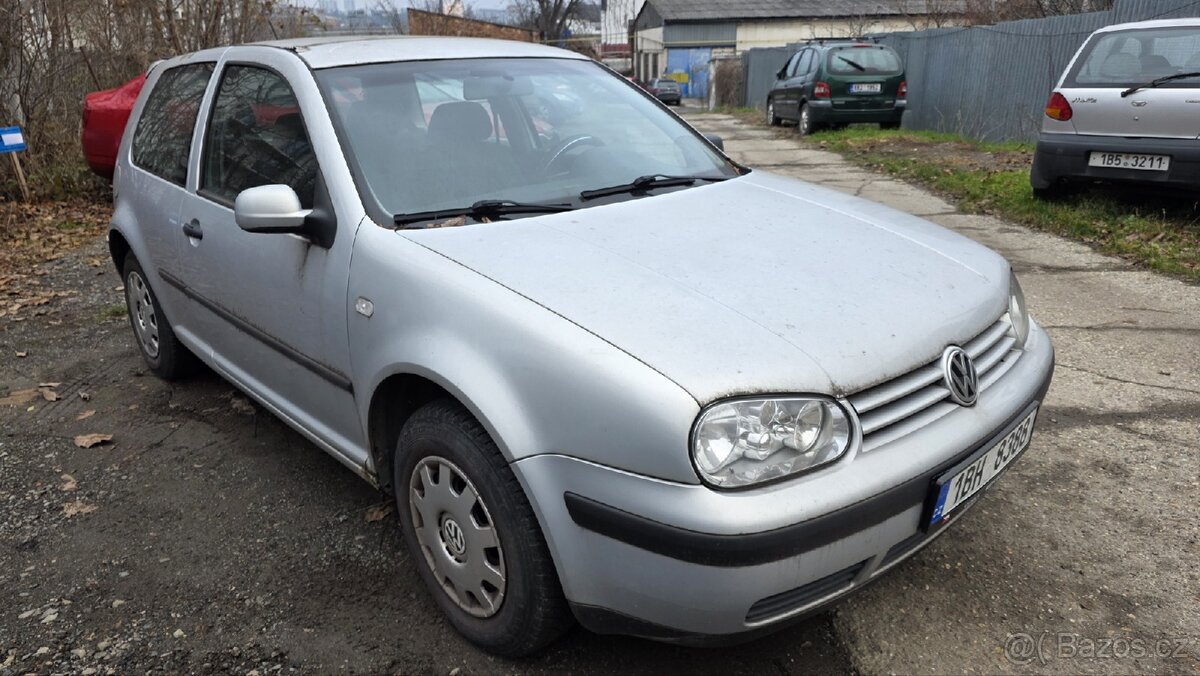 Volkswagen Golf 1,4 - 3