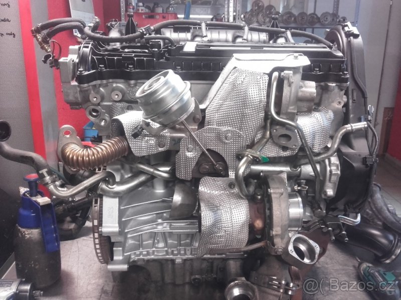 Volvo hlava motoru D5 120, 136,151, 158 kw - 3