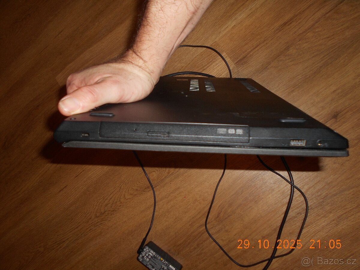 Notebook Lenovo E50- i5, 4GB RAM, 320GB HDD, GK 5500, DVDRW - 3