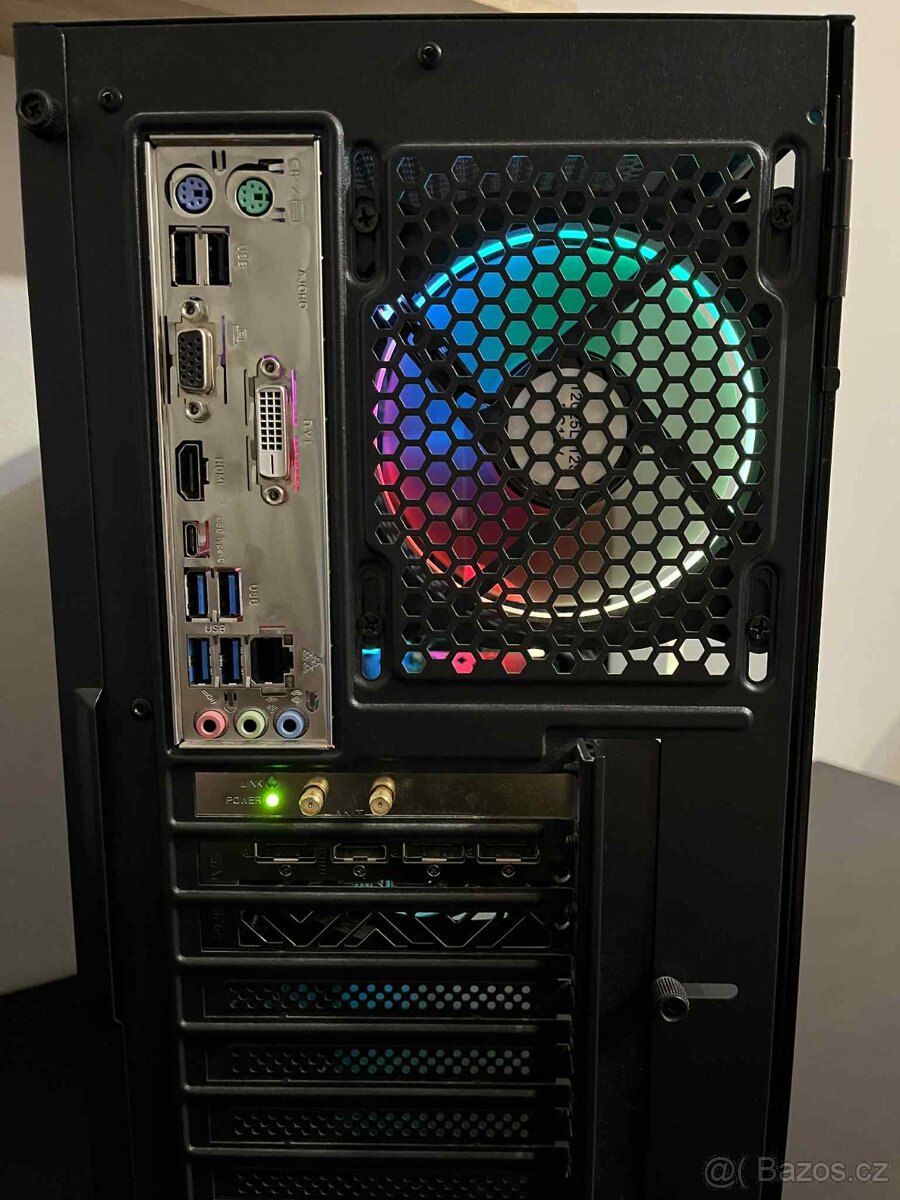 Alza GameBox Ryzen RX5700 - 3