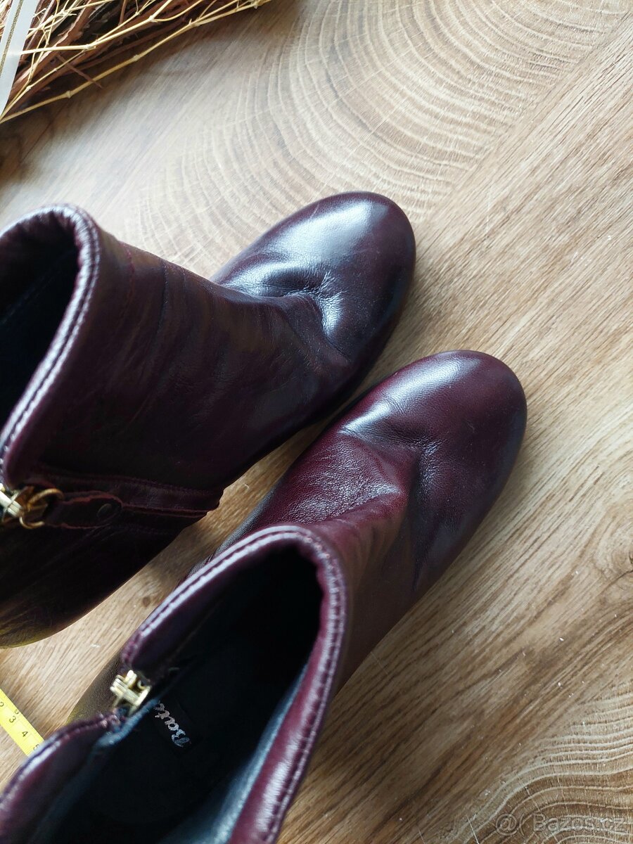 Vel. 39 Baťa kožené vínovo hnědé boty - 3