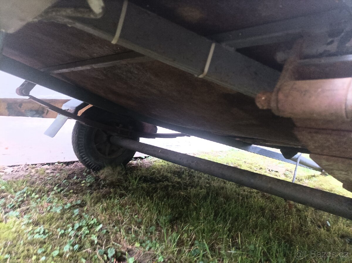 Přívěsný vozík bez TP - 3