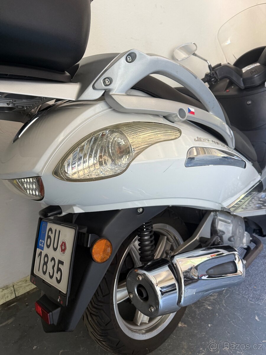 CF Moto JetMax 250 - 3