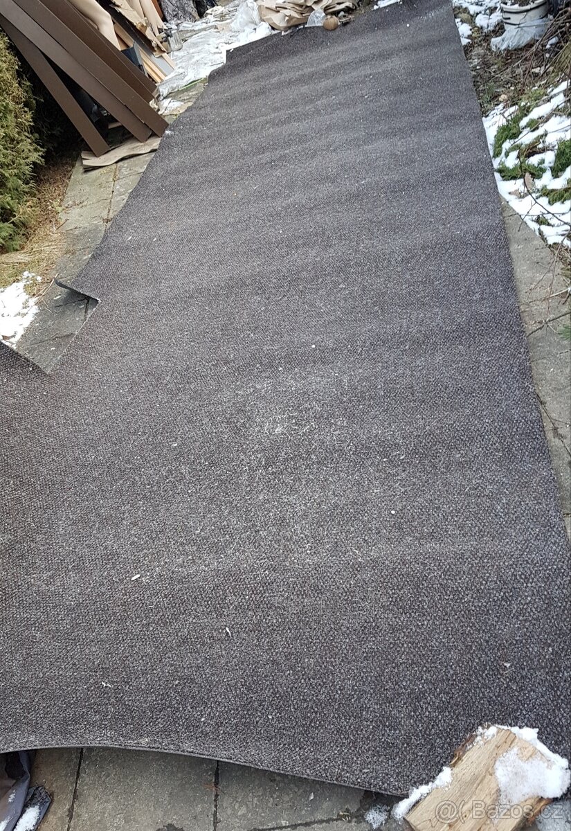 Kvalitní a těžký koberec do prodejny - 3