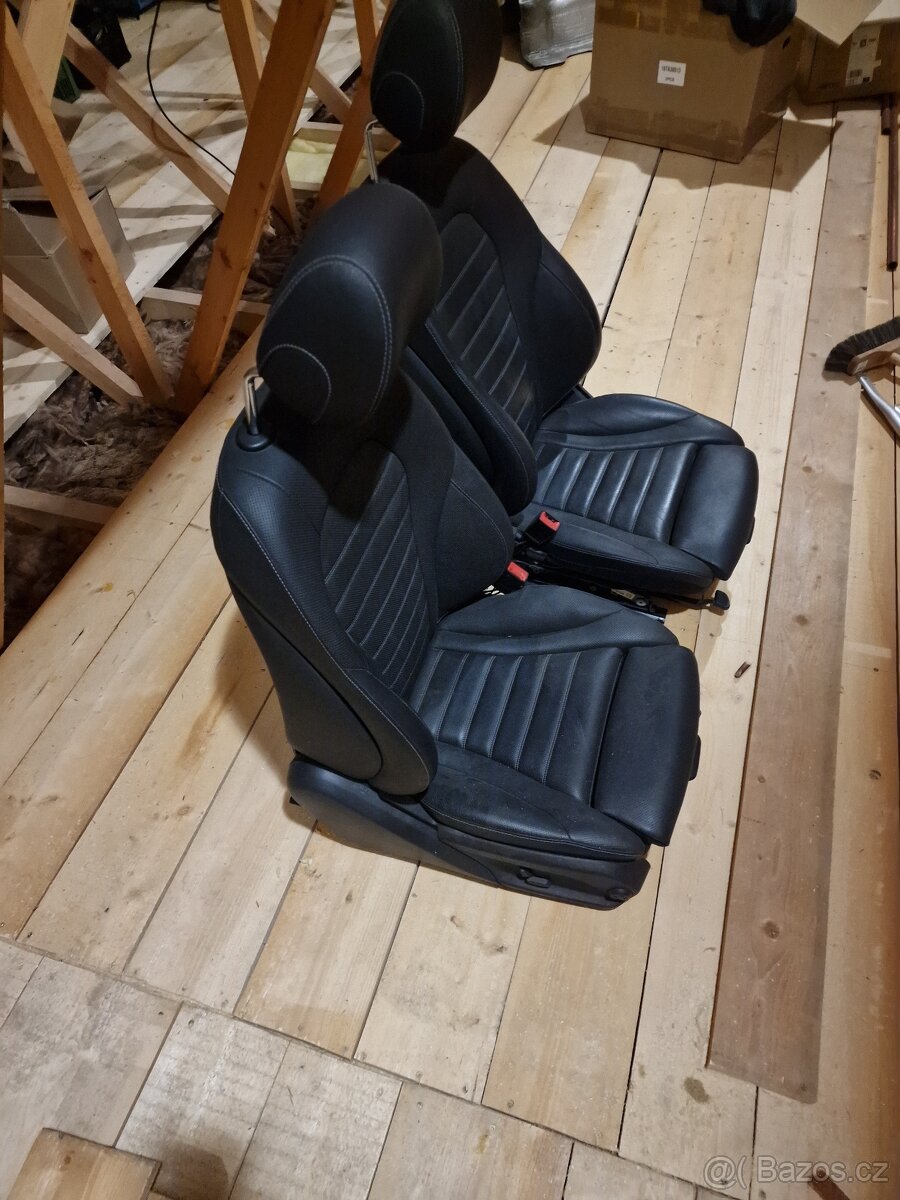 Mercedes C400 W205 sedačky přední - 3