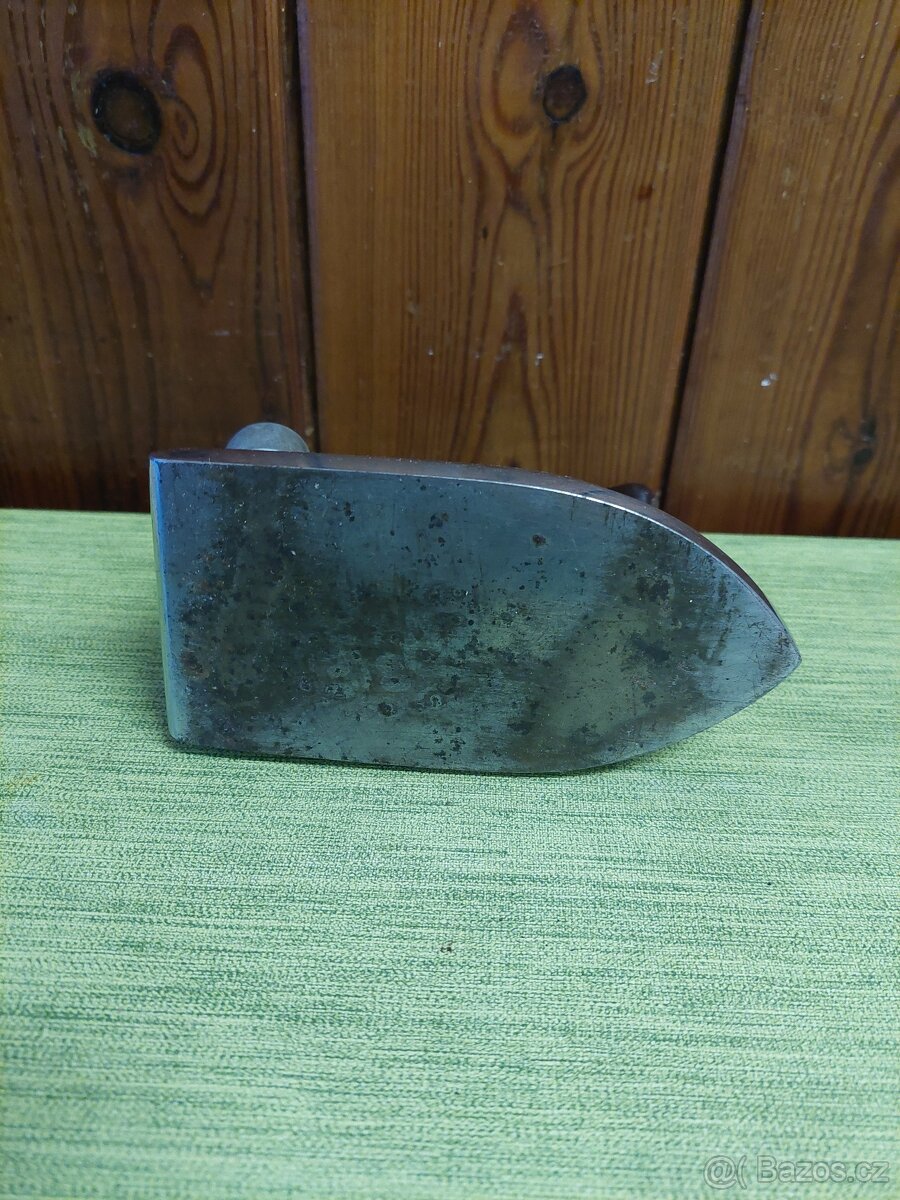 Starožitná žehlička - 3