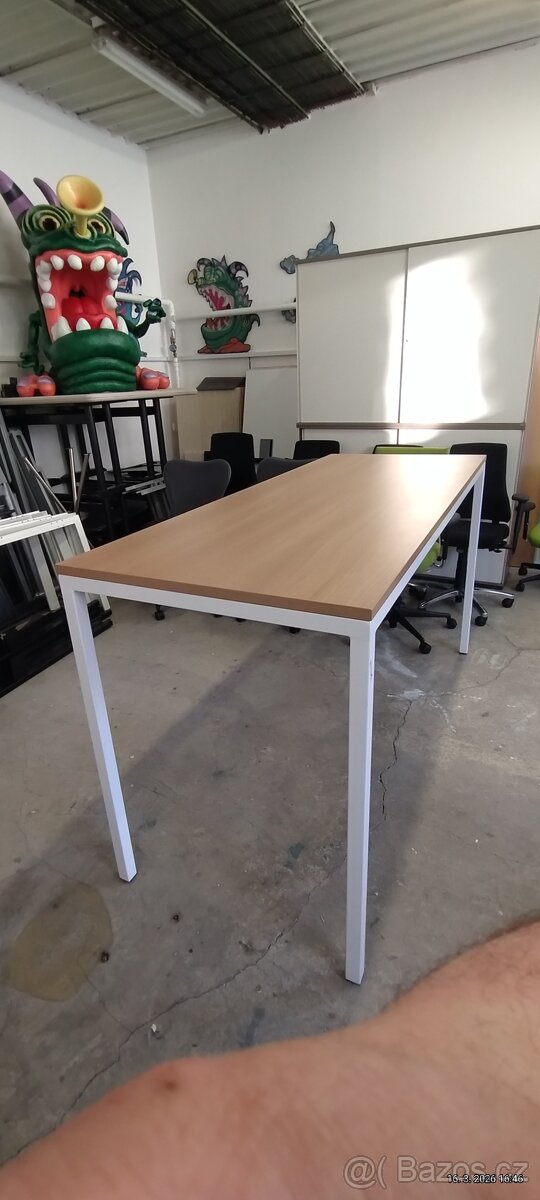 Jídelní / barový stůl - 3