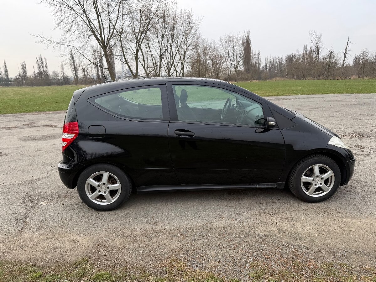 Mercedes A150 benzin - 3