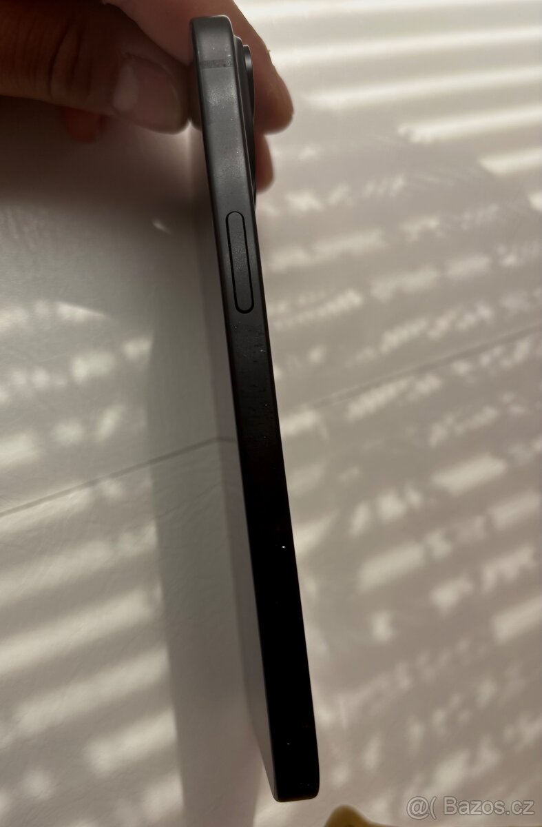 Apple IPhone 15 - 3