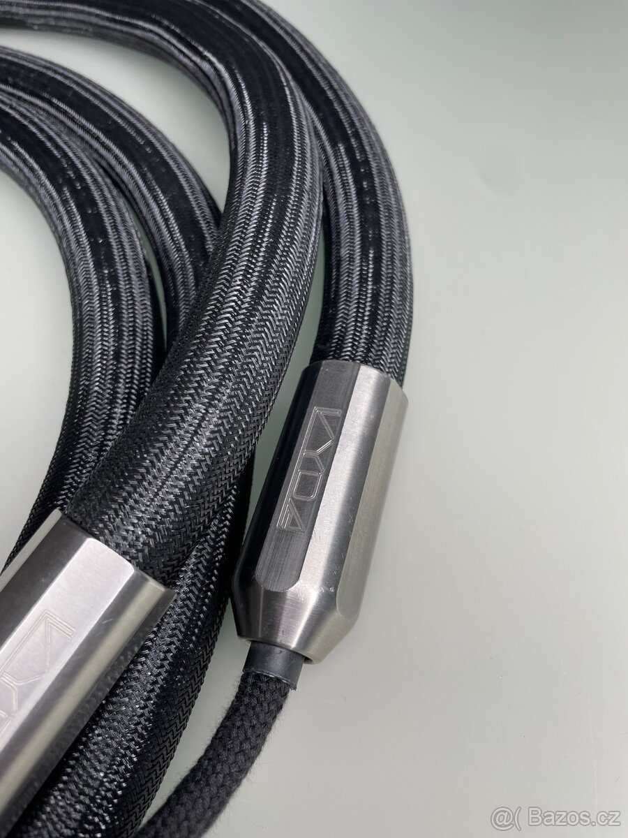 Vyda Orion Silver speaker cables - 3