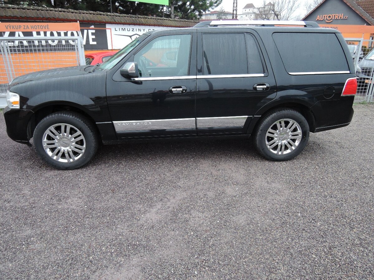 Lincoln Navigator 5,4i V8 24V Aut. LPG 7.míst 2007 - 3