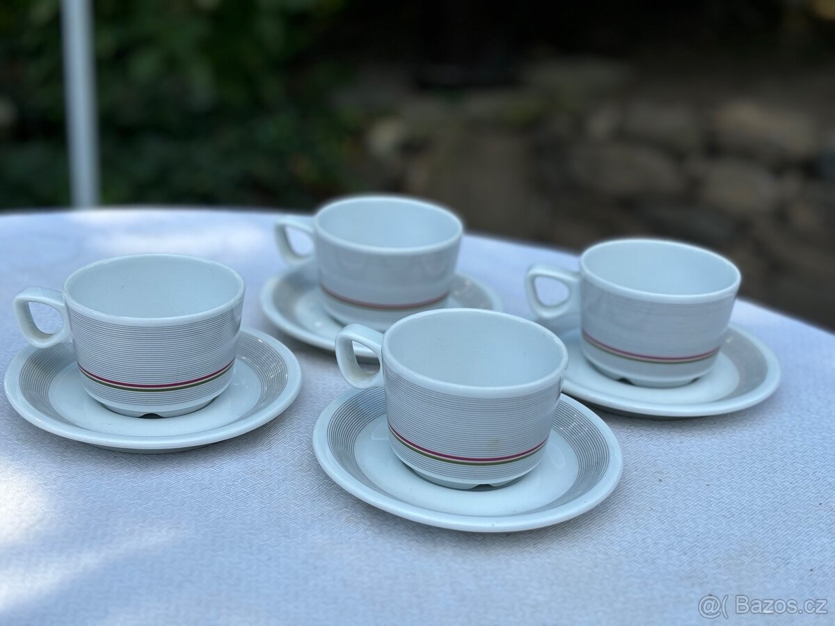 Malé retro hrnečky s talířky - 3
