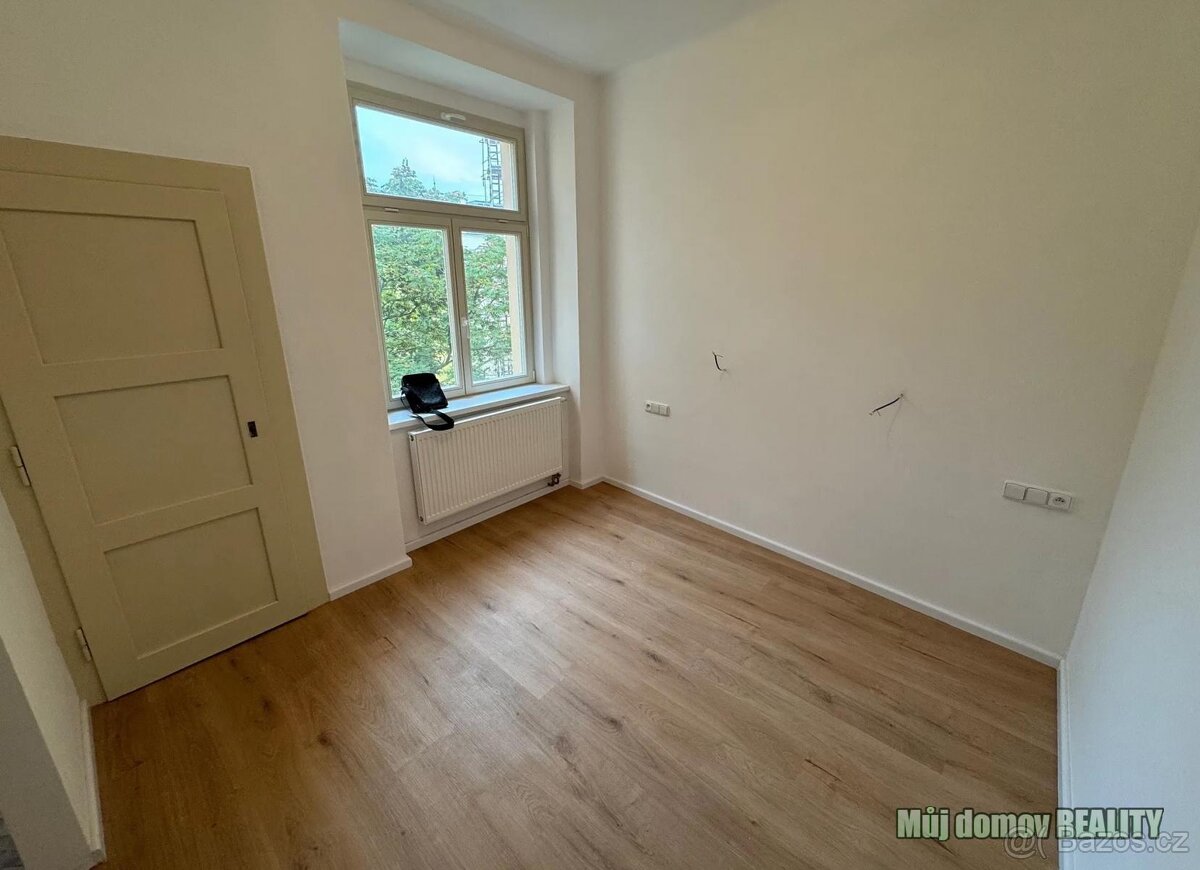 Pronájem krásného, světlého bytu 2+kk po rekonstrukci Praha - 3