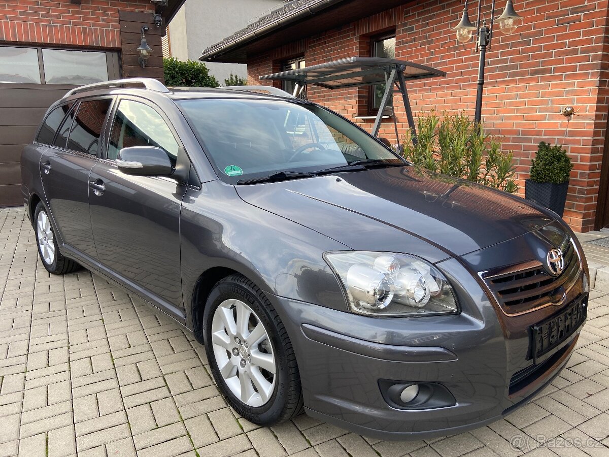 TOYOTA AVENSIS / 1.8 VVTI 16V / 95KW / 1.MAJ. / TOP - 3