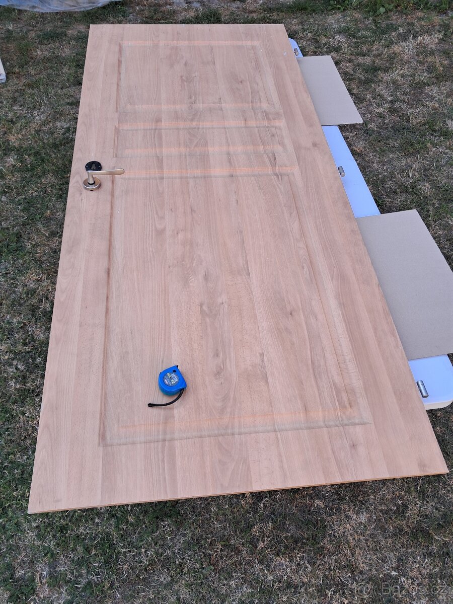 Prodám dveře interiérové buk 80L - 3