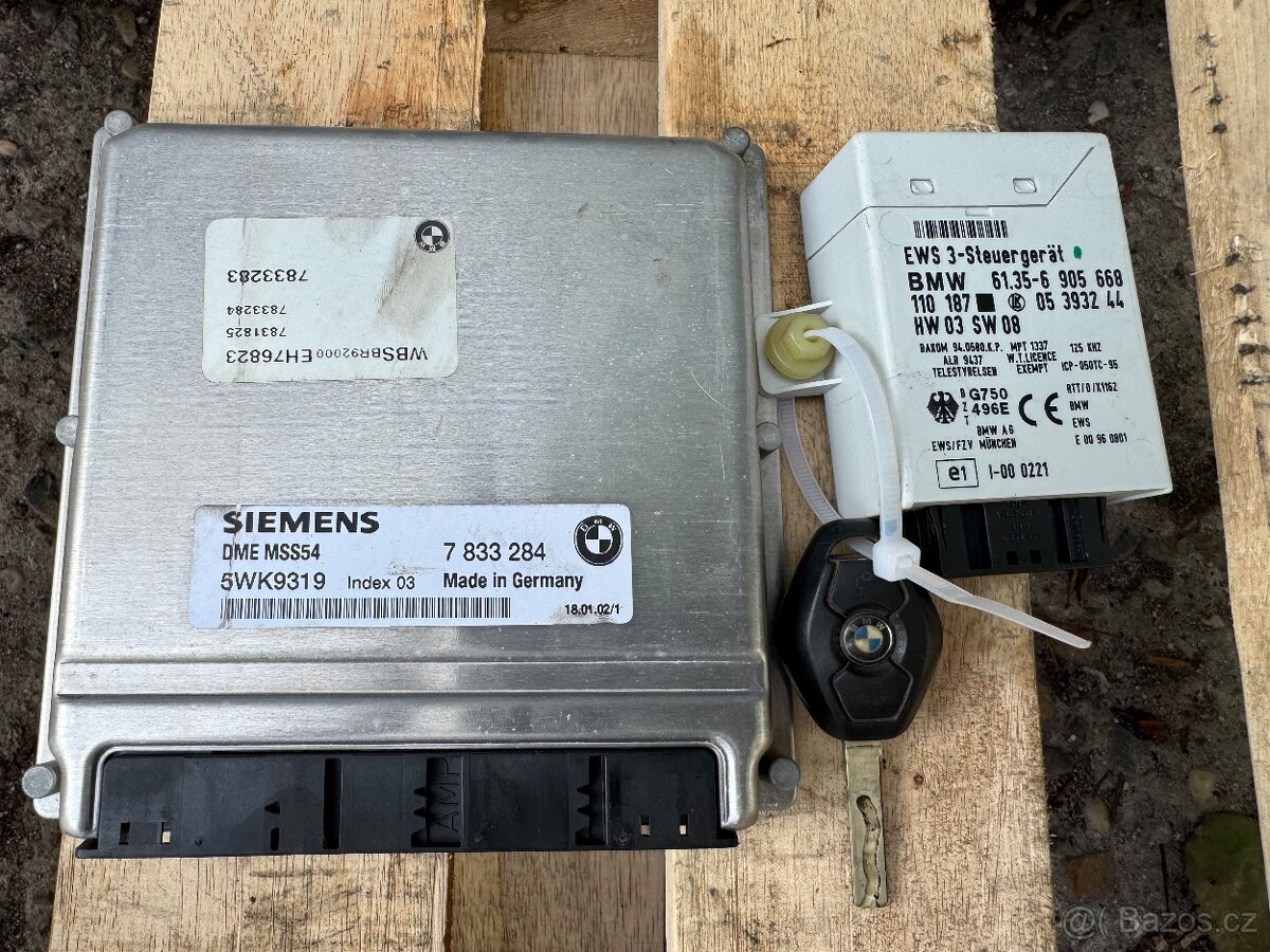 BMW E46 M3 motorové díly S54B32 - 3