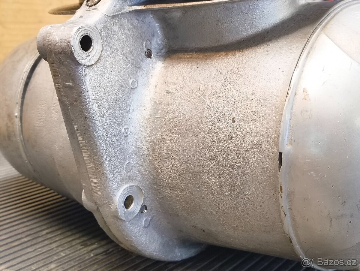 Motor Jawa 350 Pérák BEZ ČÍSLA kartery víko hlavy komunista - 3