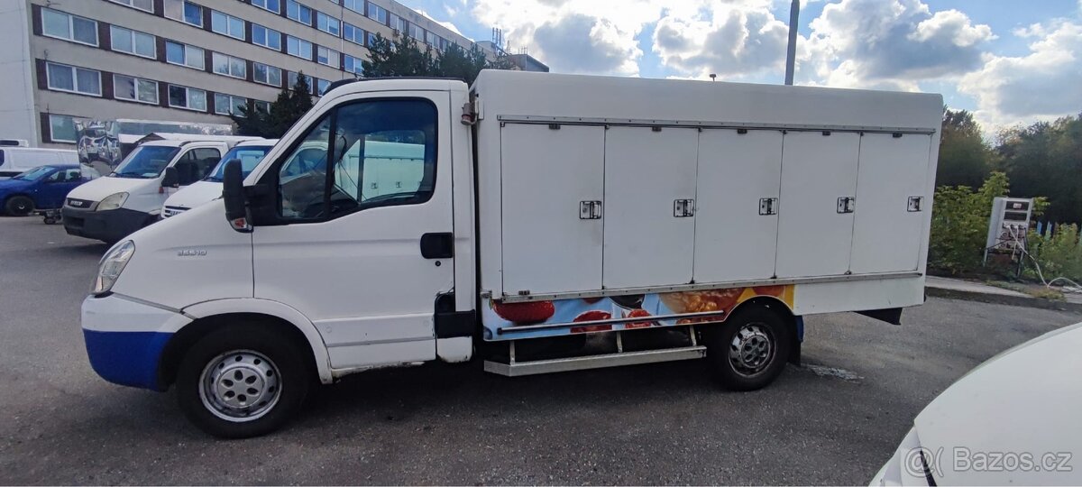 6x Iveco Daily 35S10 mrazák 380V - 3