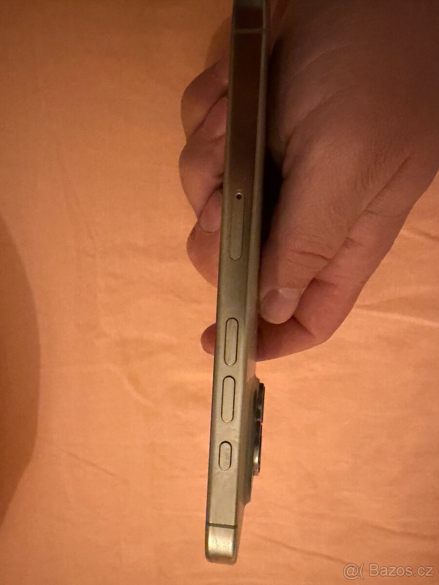 Prodám IPhone 16pro 128gb - 3