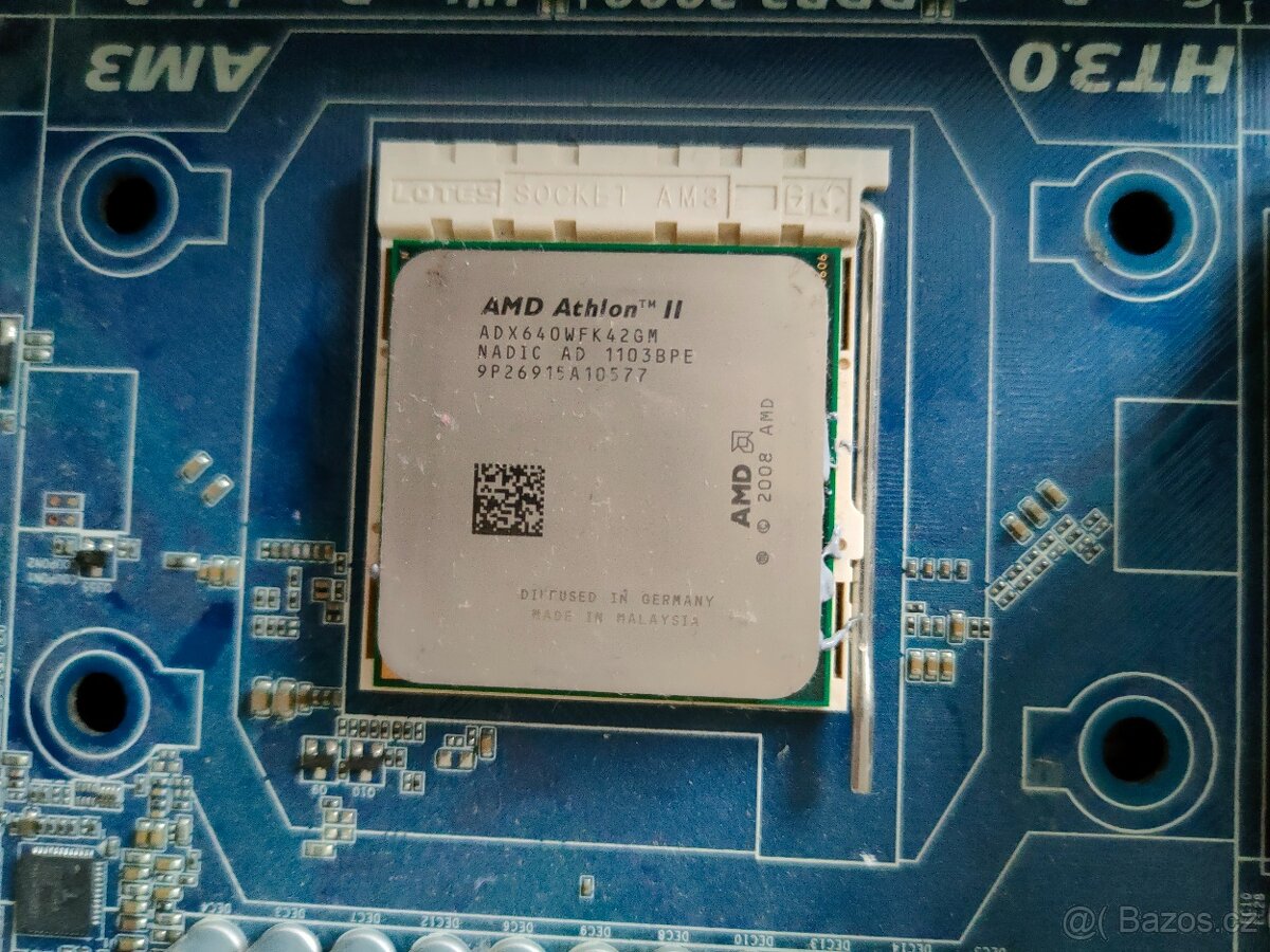 Gigabyte GA-870A-UD3 + CPU AMD Athlon II X4 - 3