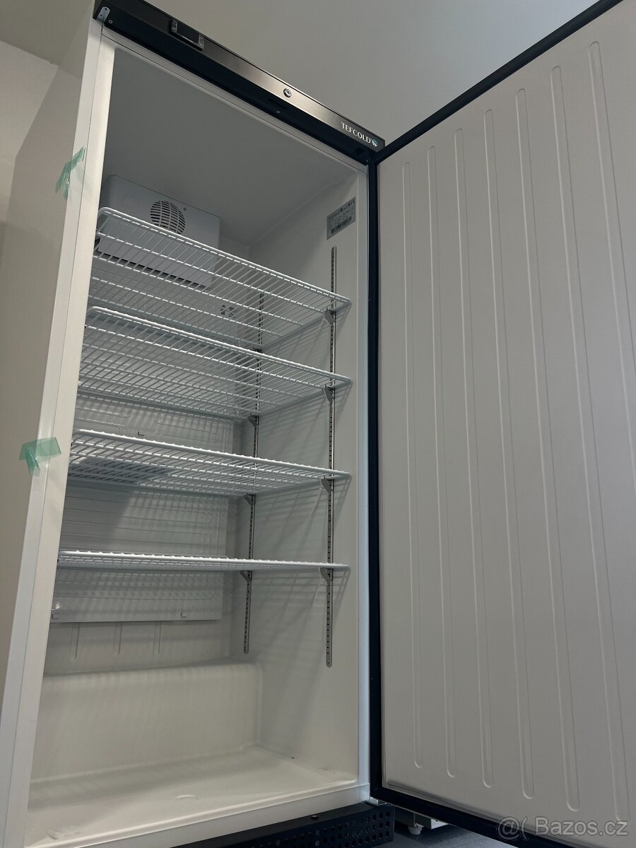 Lednice Tefcold UR550 - 3