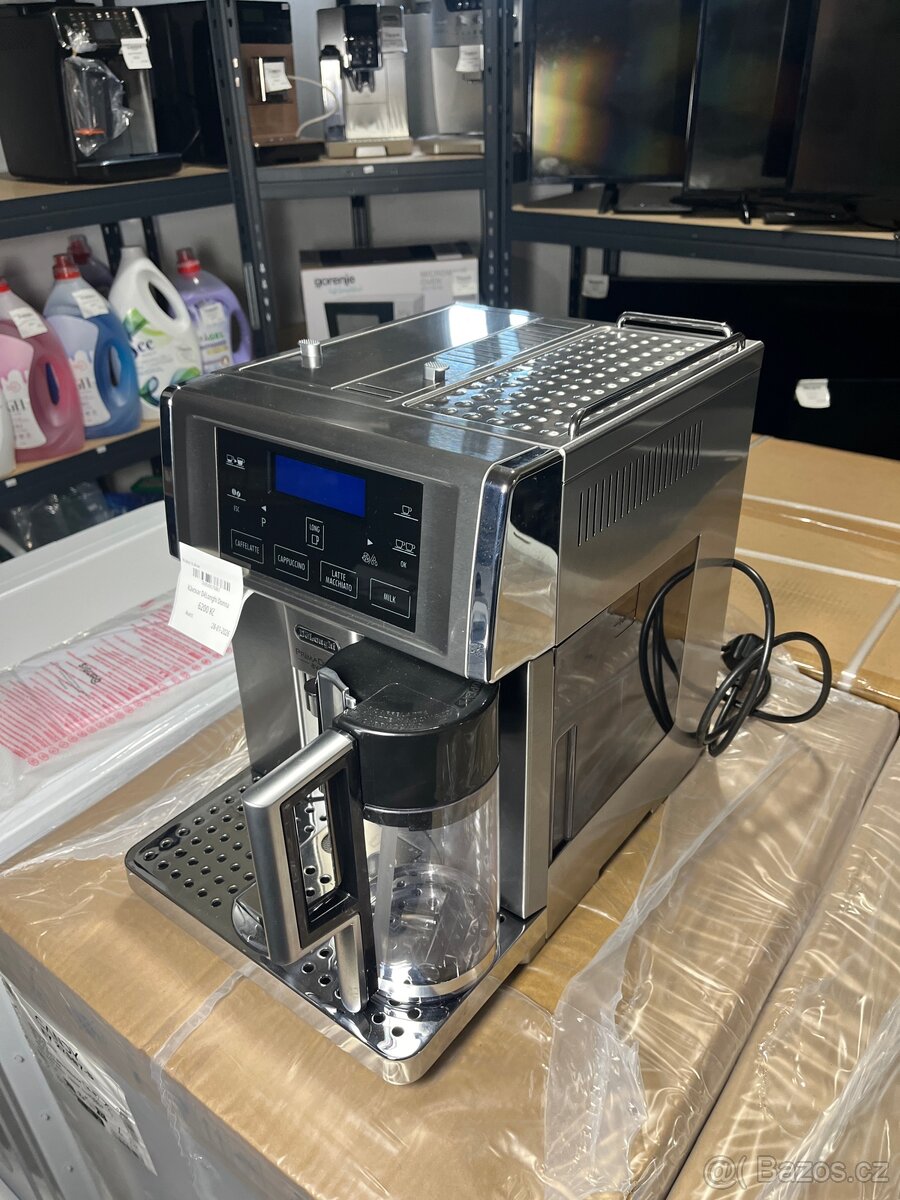 DeLonghi PrimaDonna Avant plně funkční - 3