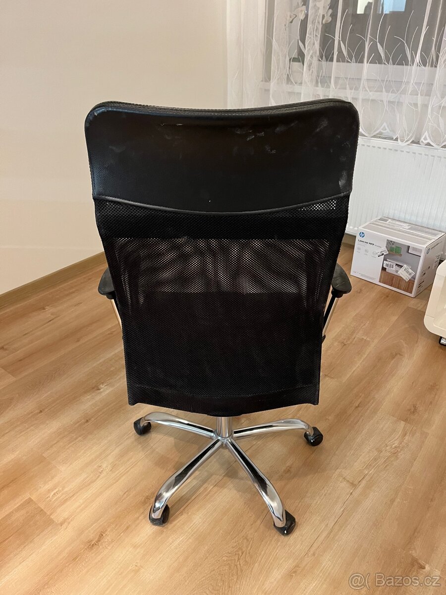 Kolečková židle - 3