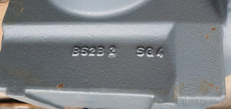 Prodám nepoužitý elektromotor + převodovka KEB DM63G4 - 3