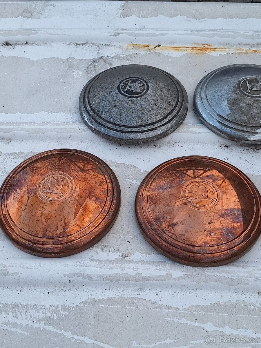 Poklice Škoda 1000MB a Škoda 100 - 3