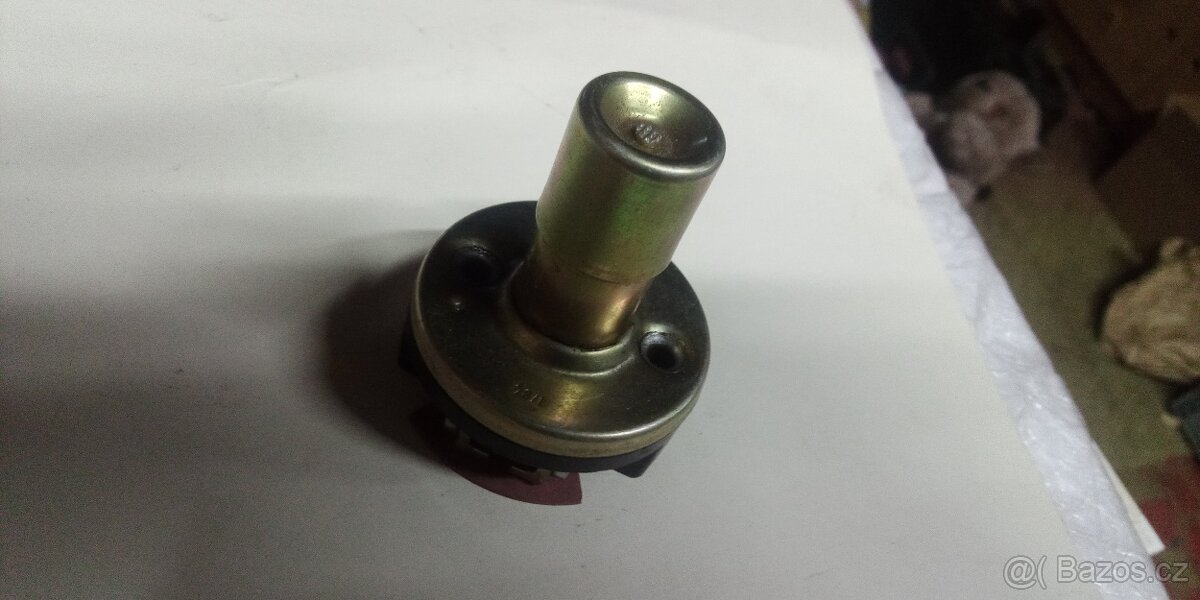 Trabant Wartburg nožní přepínač - 3