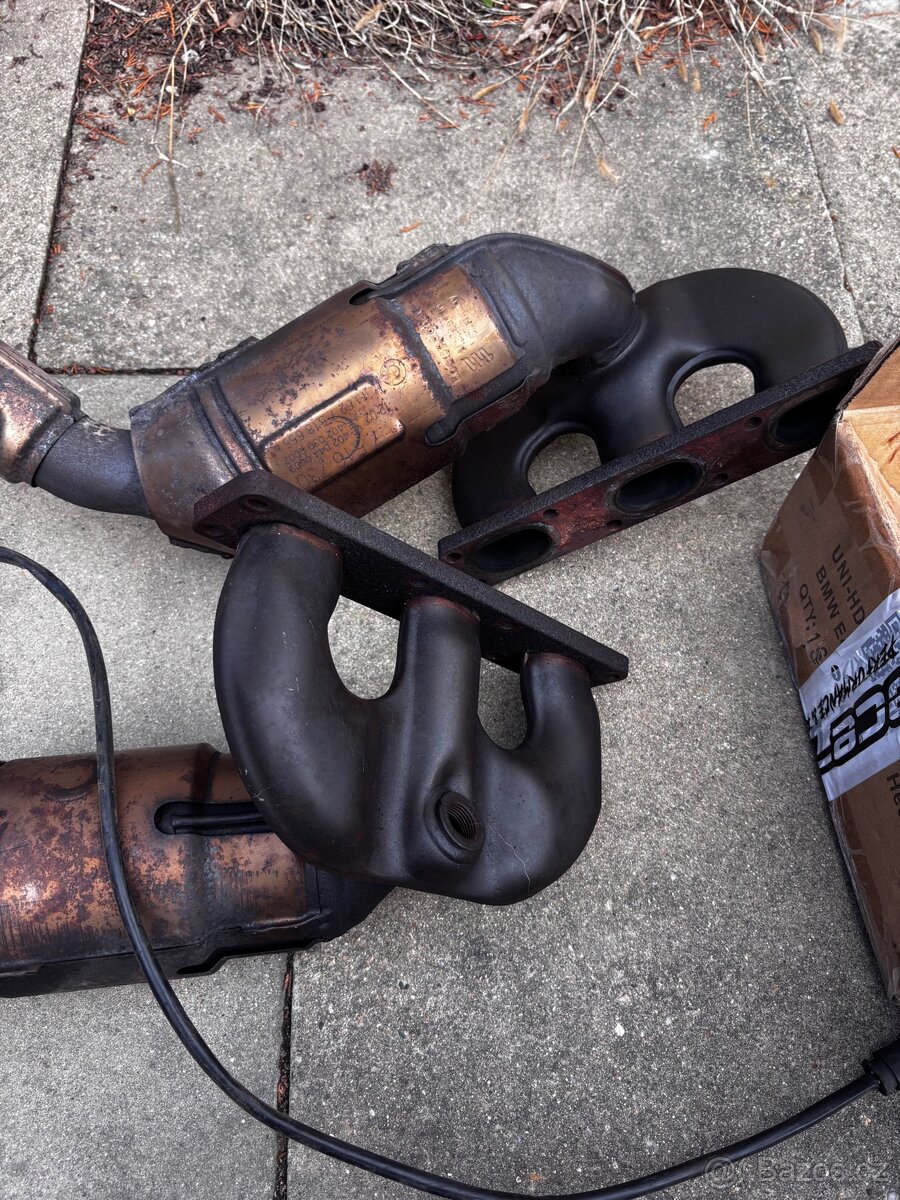 Katalyzátory E46 325i - 3