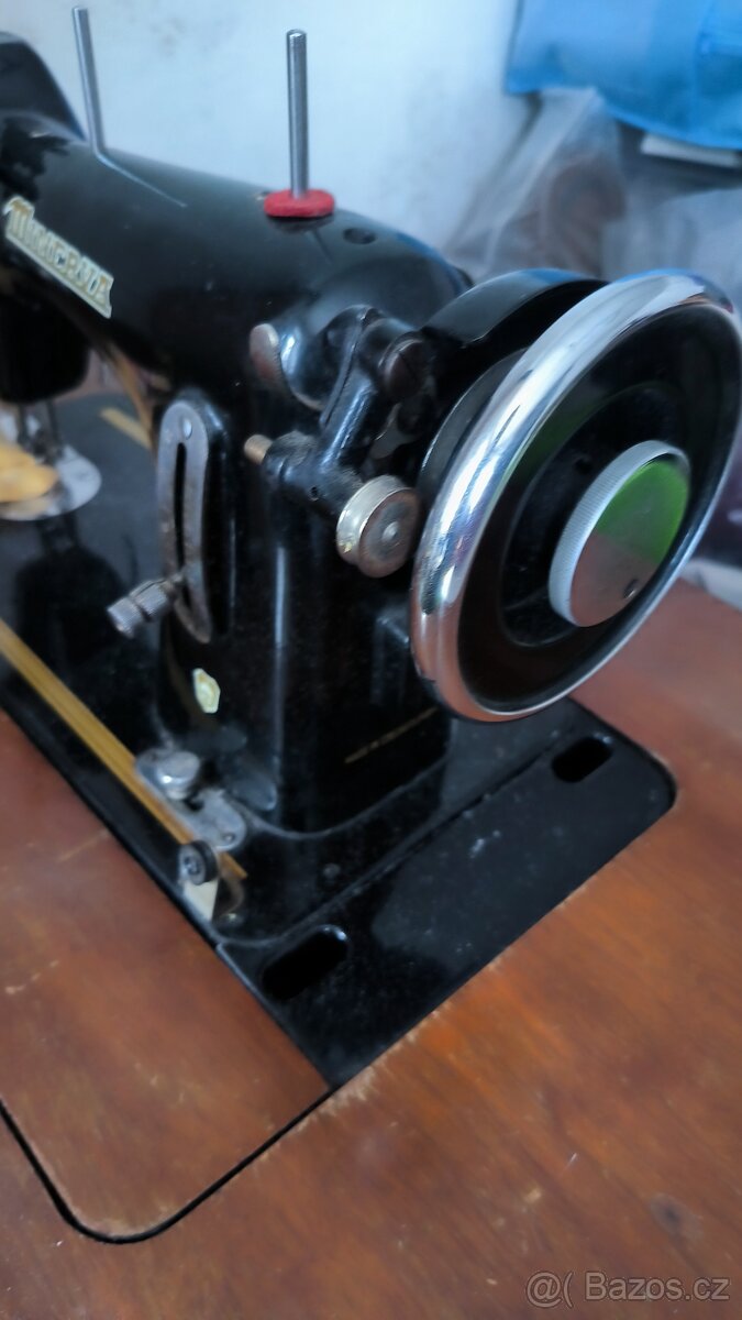 Šicí stroj Minerva funkční - 3