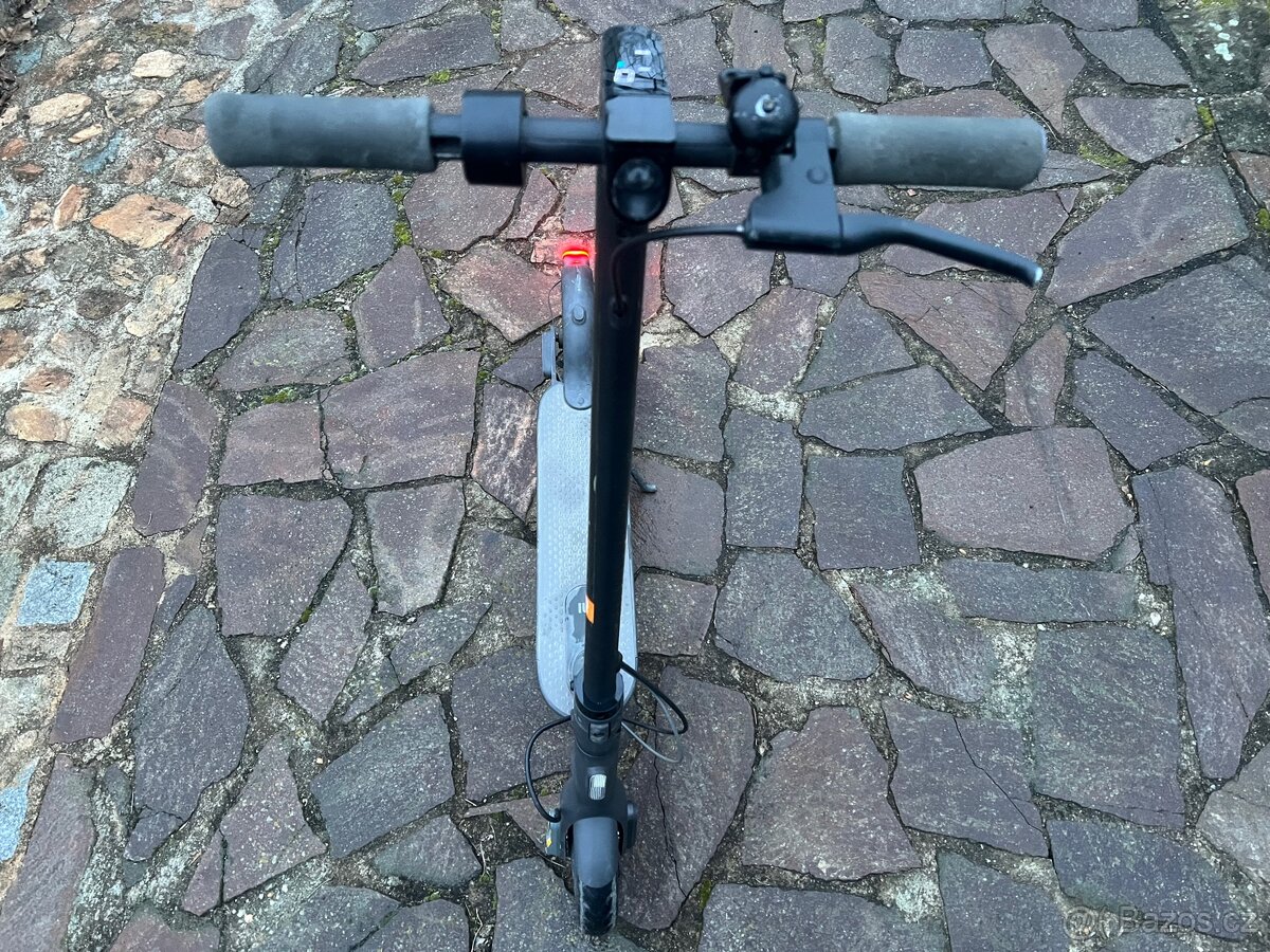 Xiaomi scooter essential - 3