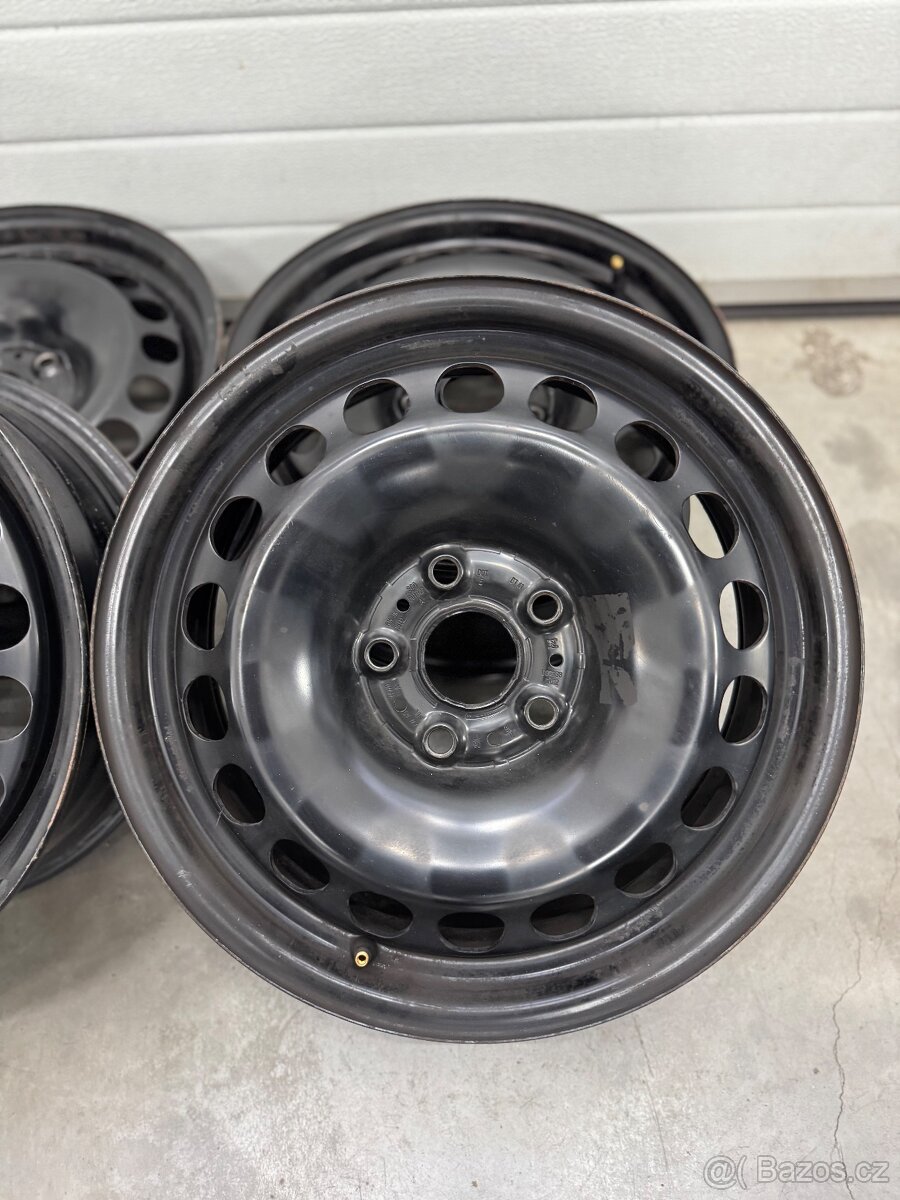 ORIGINÁLNÍ PLECHOVÁ SADA VW R16 ET41 - 3