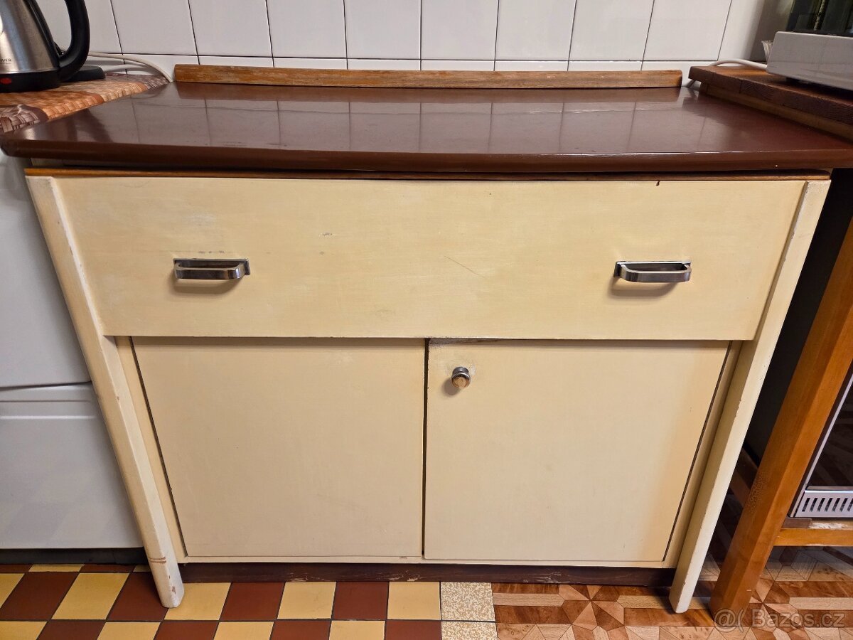 Kredenc, myčák - 3