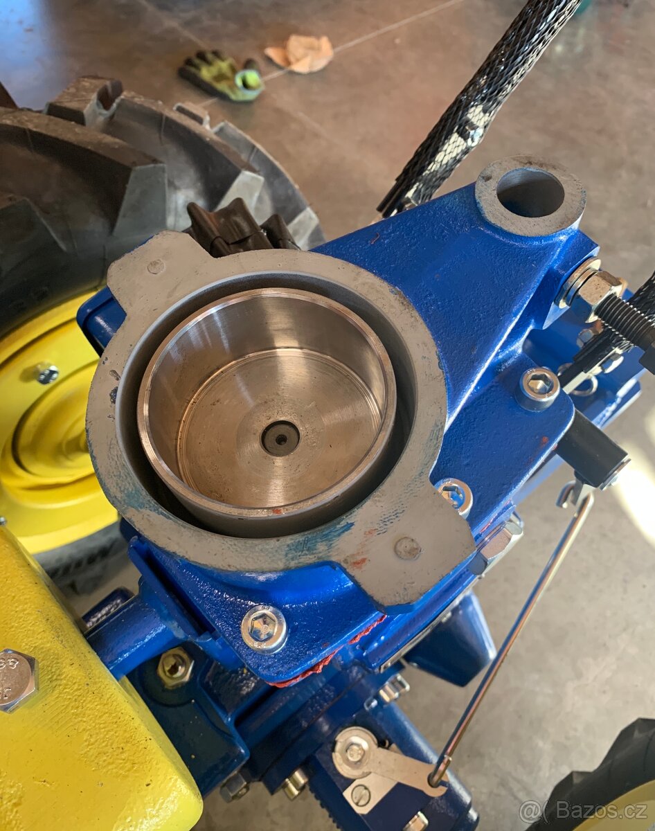 Predám prevodovku AGZAT, vari 80mm spojka malotraktor - 3