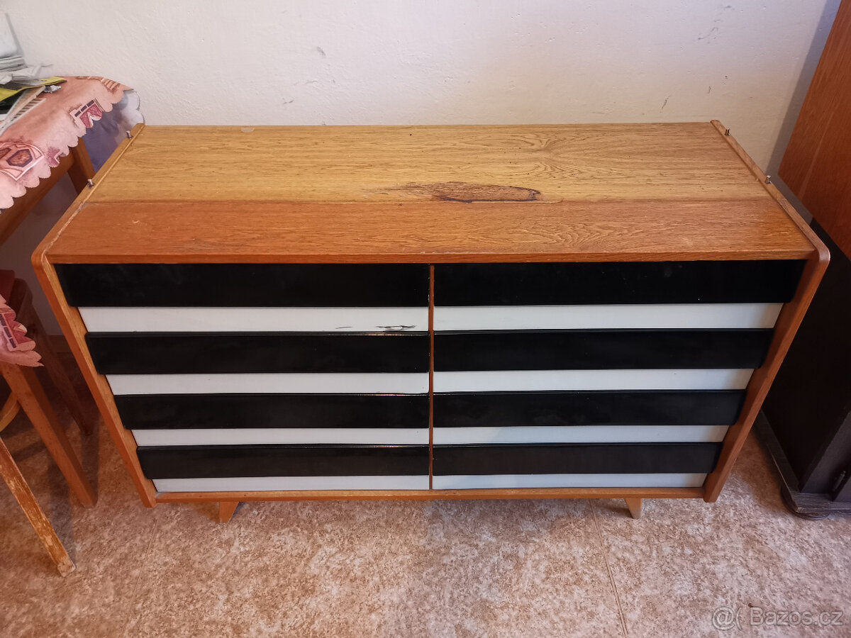 IŘÍ JIROUTEK Komoda U-450 (60. léta) Rezervace do utery - 3