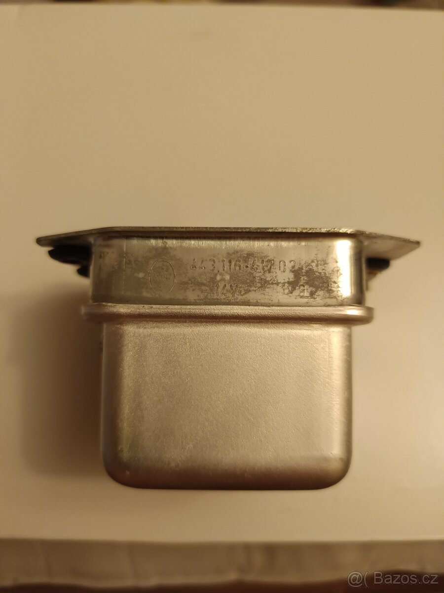 Škoda 100,120 Relé dobíjení - 3