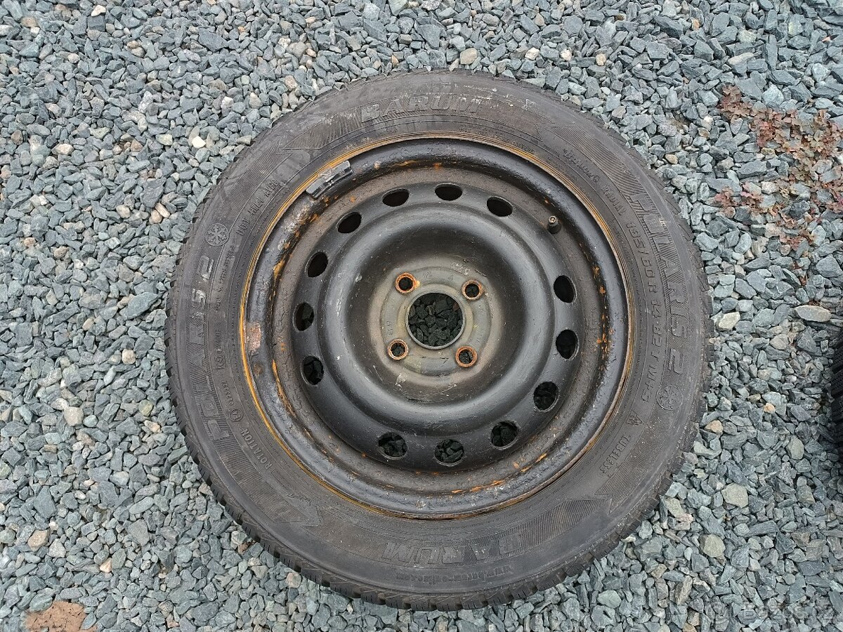 2 kola 5,5x14H2 ET49, pneumatiky 185/60 R14 - 3