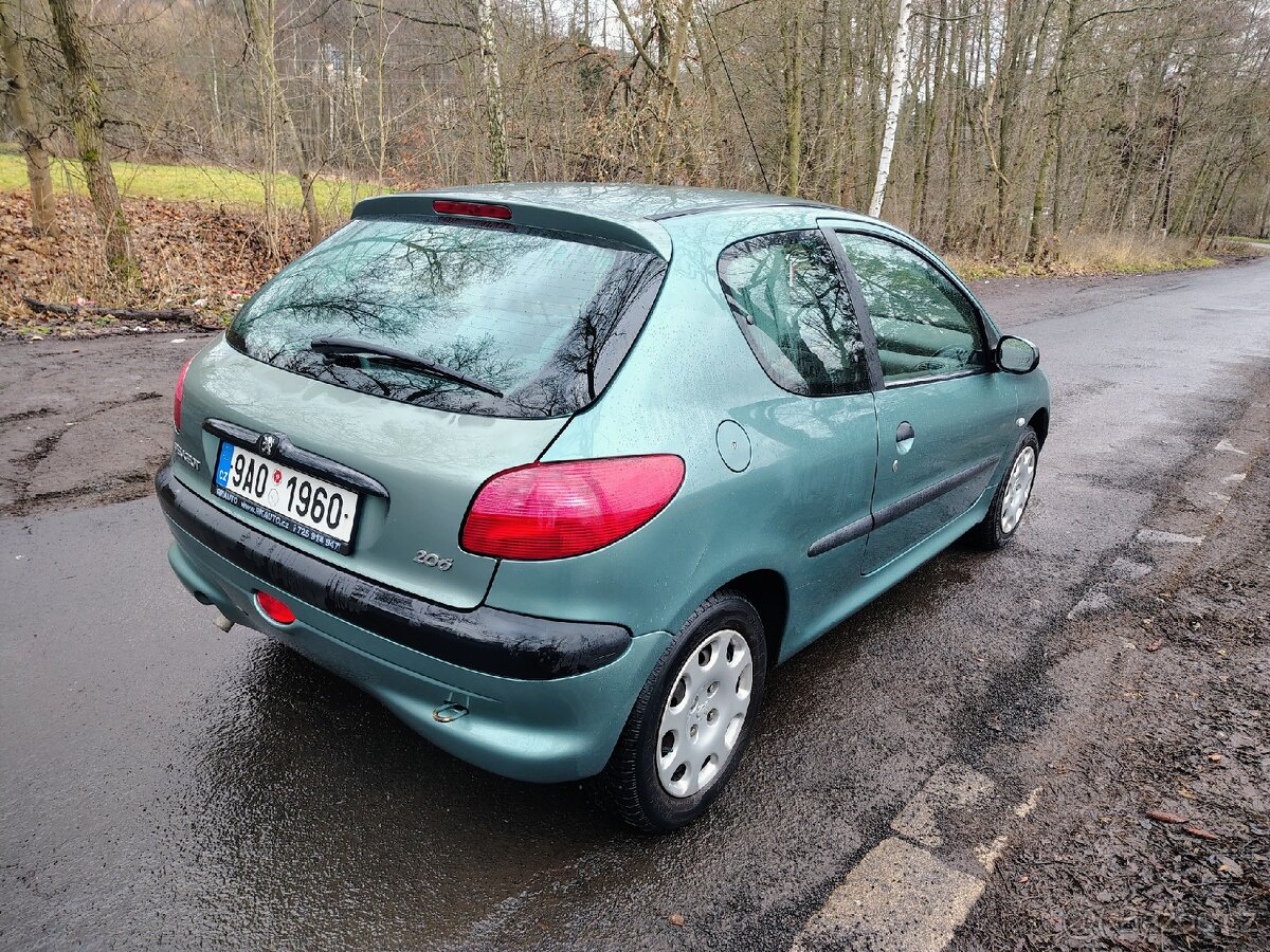Peugeot 206 - 3