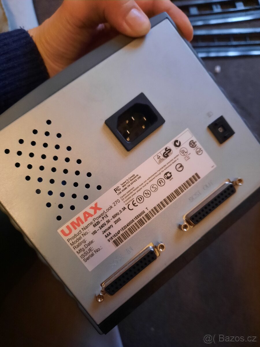 Kinofilmový skener Umax - 3