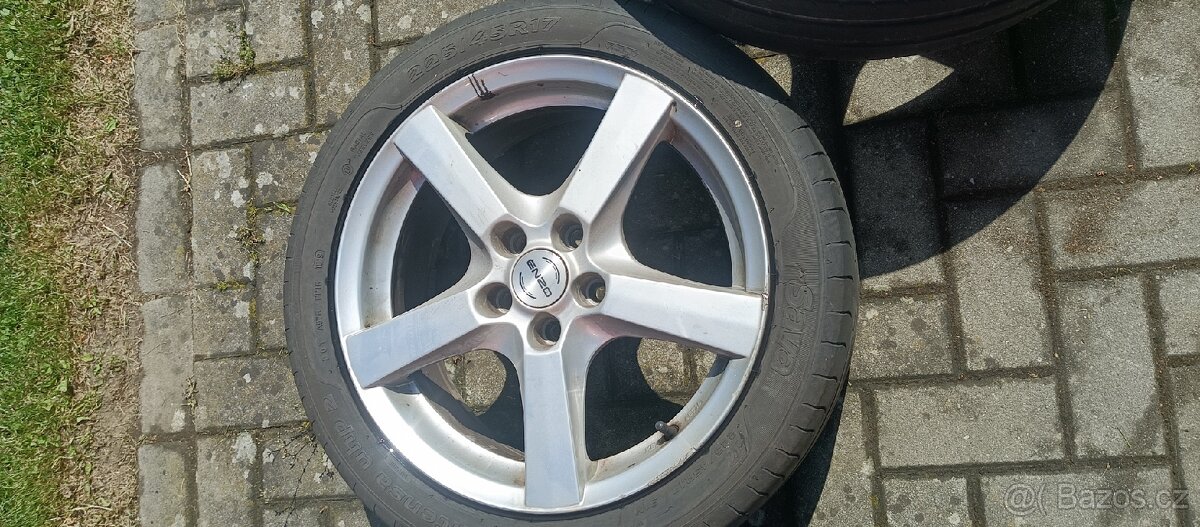 Pneu Sava 225/45 R17 - 3