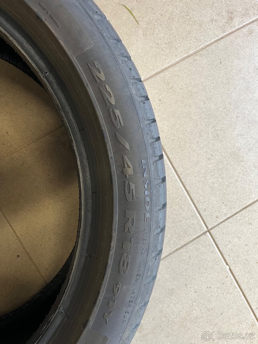 225/45 R18 Pirelli P7 - 3