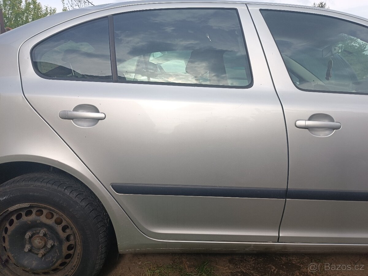 Díly Octavia 2 kod barvy LA7W - 3